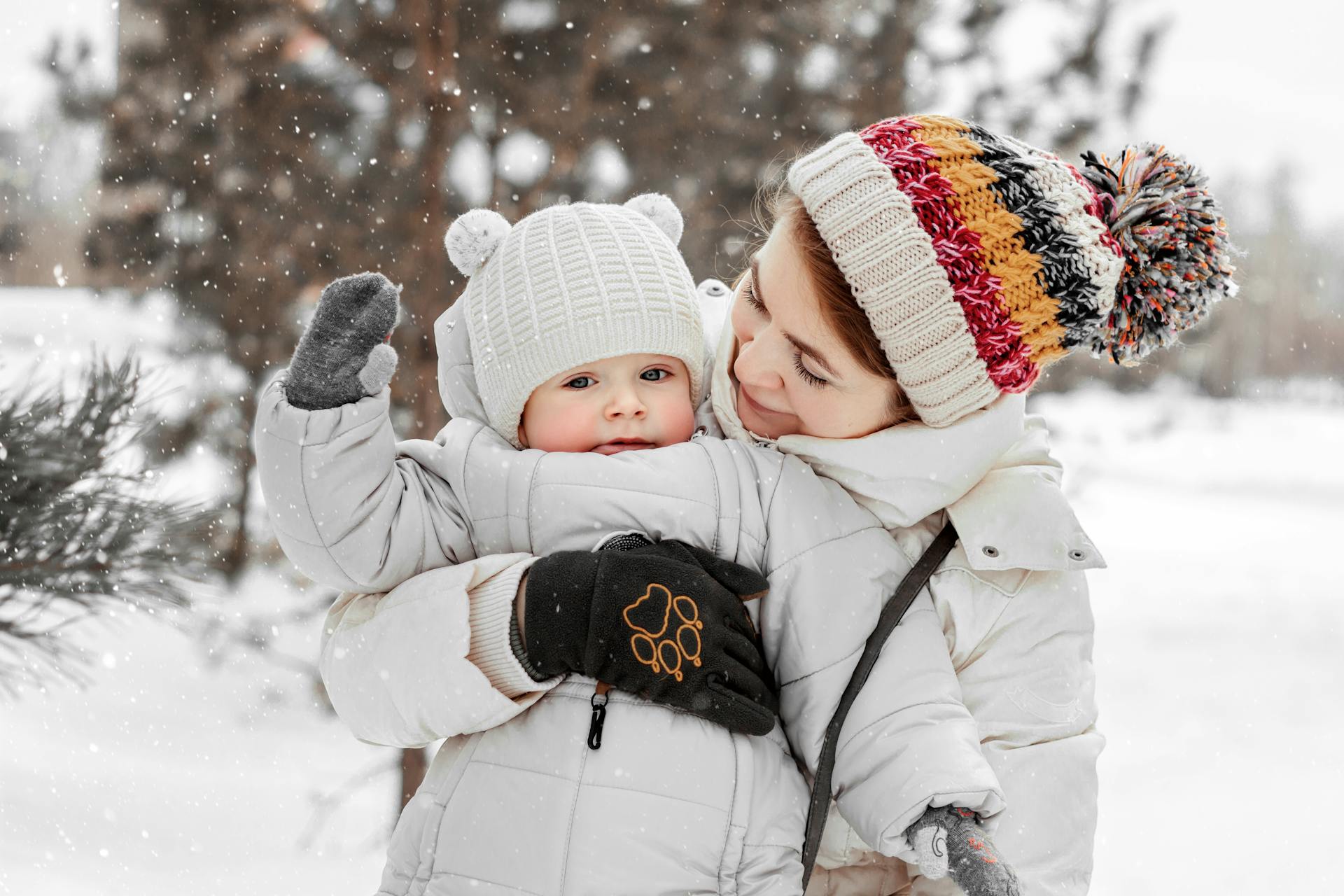 Comment habiller bébé pour l'hiver ? conseils et sélection de vêtements douillets